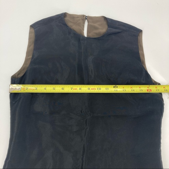 NEW! Brioni Women’s Sleeveless Silk Blen Blouse with Side Button Detail - Size 8 - Picture 9 of 12
